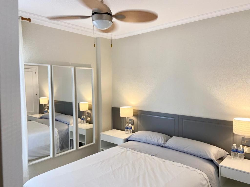 Precioso Apartamento Los Remedios Triana Plaza Espana Y Centro Historico セビリア エクステリア 写真